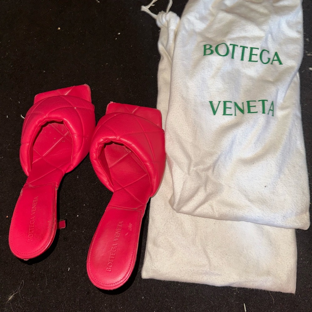 Bottega Veneta Vibrant Pink Quilted Slides Size 40